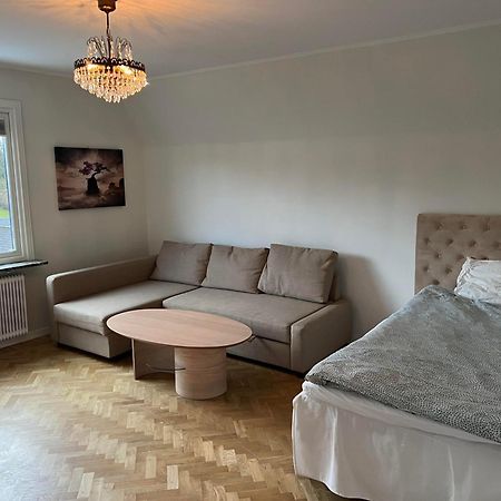 Haerligt Stort Boende I Perfekt Laege Borås Екстериор снимка
